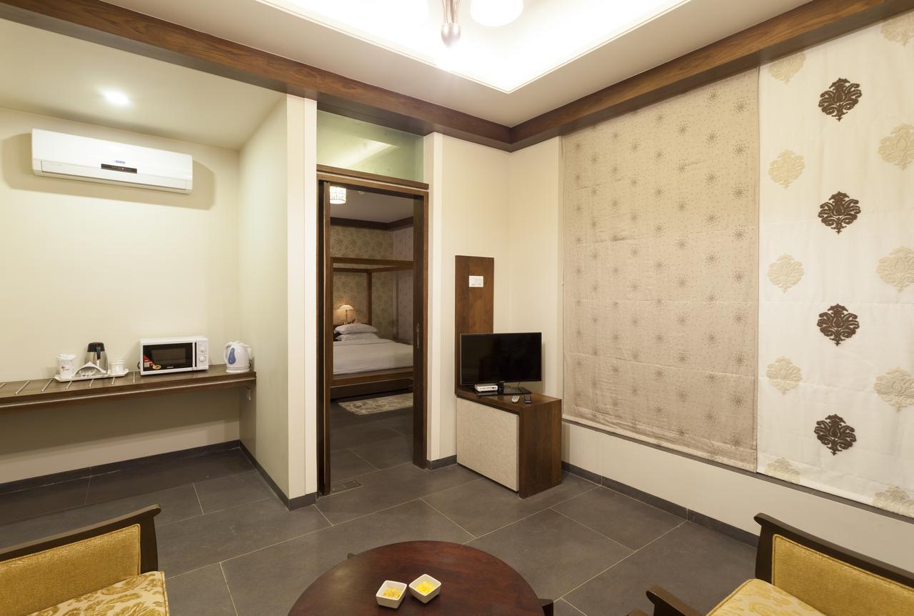 Hotel K Tree - A Boutique Hotel Kolhapur Habitación foto